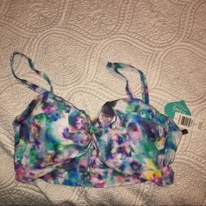 NWT Torrid bikini swim top - size 2 (18/20W)